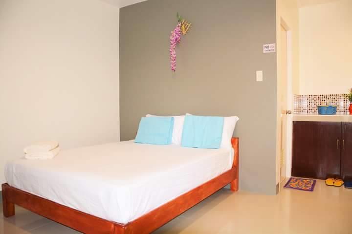 Conrada'S Place Hotel And Resort Panglao Kültér fotó