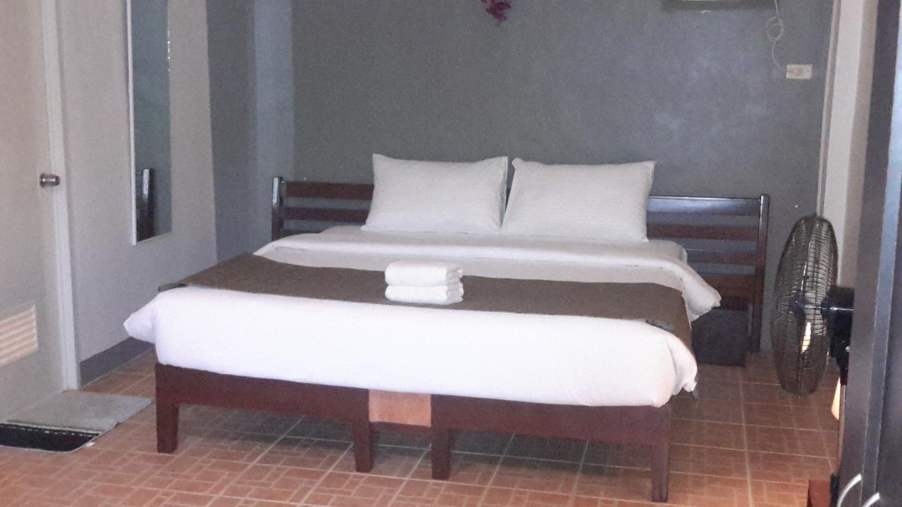 Conrada'S Place Hotel And Resort Panglao Kültér fotó