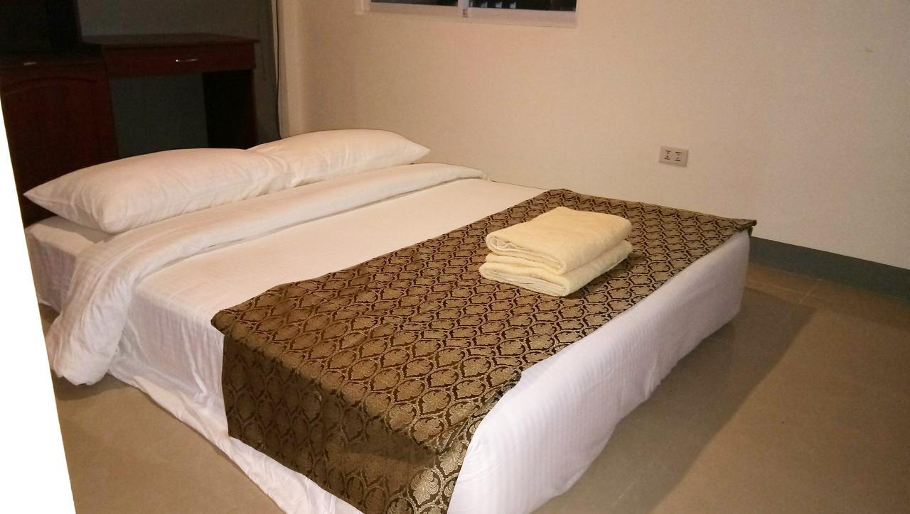 Conrada'S Place Hotel And Resort Panglao Kültér fotó