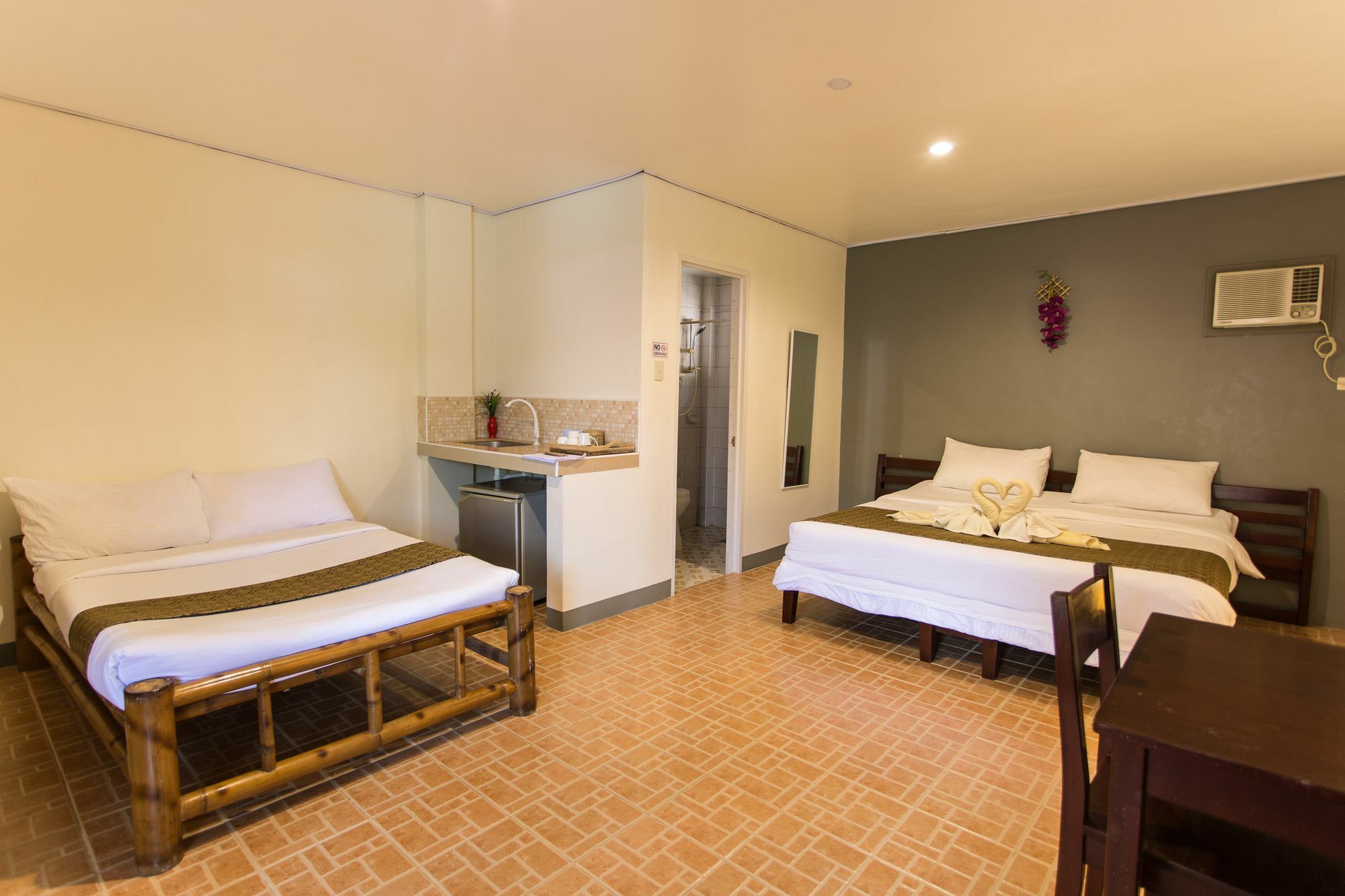 Conrada'S Place Hotel And Resort Panglao Kültér fotó
